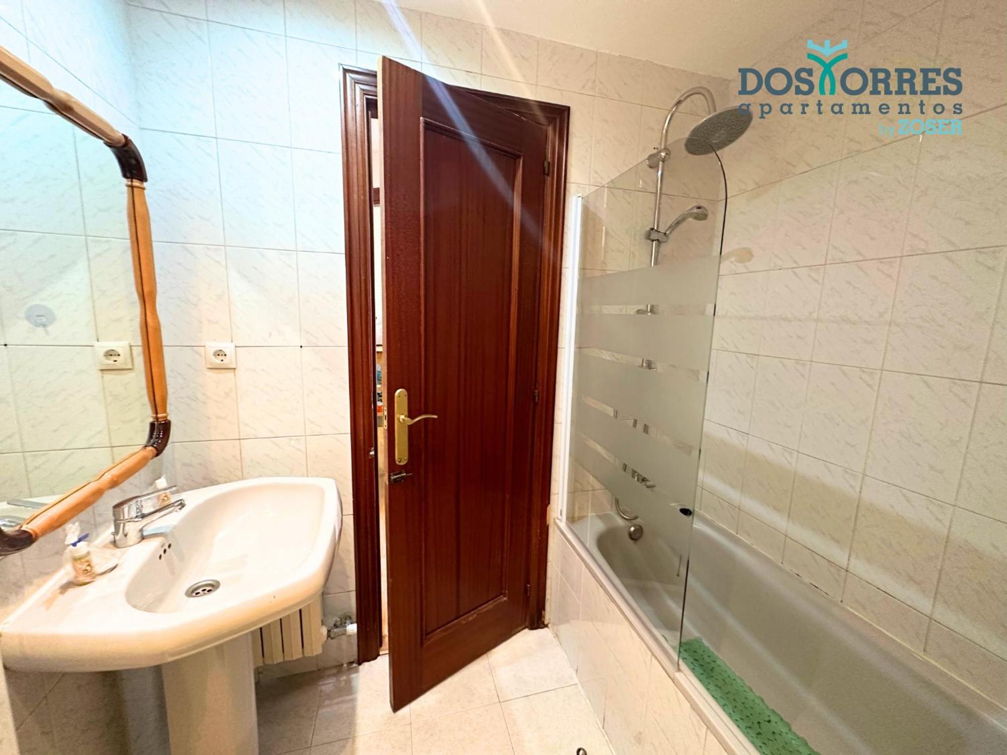 Dos Torres Hobbiton- En El Corazon Del Casco Historico Apartment Сарагоса Екстериор снимка